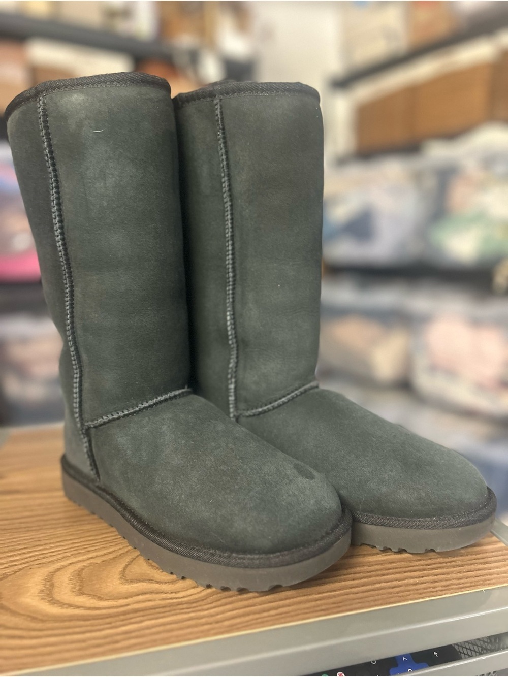 UGG WOMEN'S CLASSIC II TALL BOOT - Picture 7 of 16
